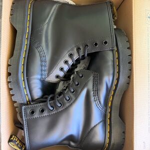 Dr. Martens 1460 Bex